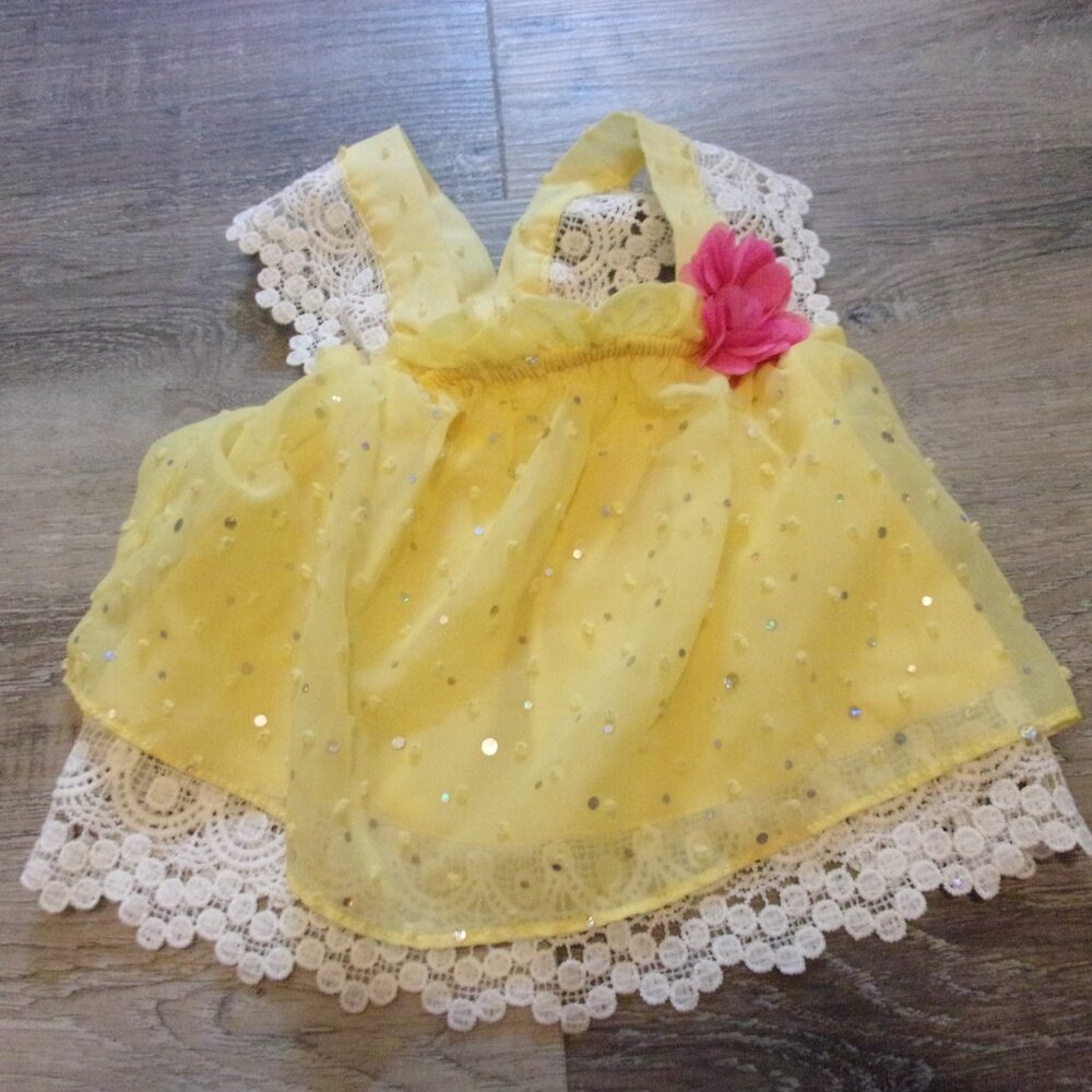 Little Lass Baby Infant Girls Size 12 Months Yellow Halter Top w/ Lace and Bling